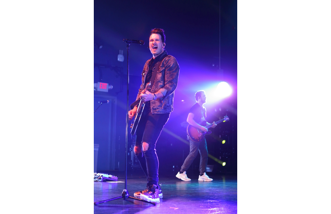 92.3 WCOL's Birthday Bash Featuring Russell Dickerson