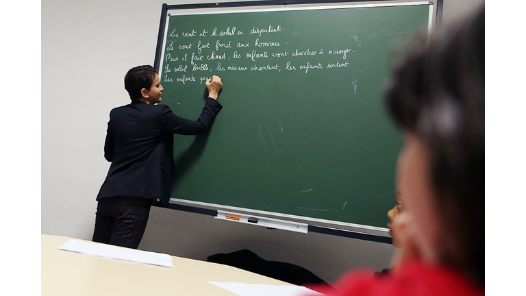 FRANCE-POLITICS-EDUCATION-TECHNOLOGY