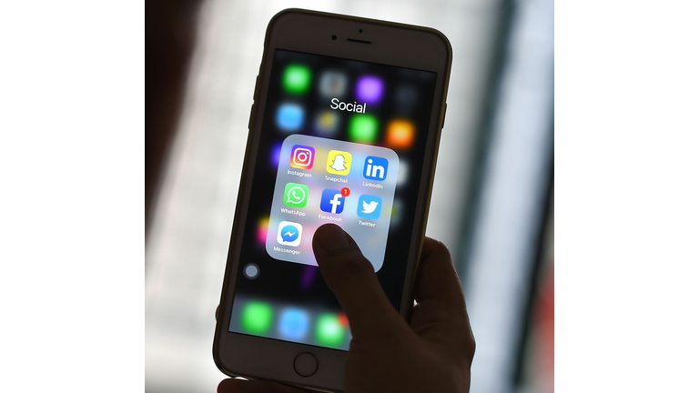 MALAYSIA-US-INTERNET-SOCIAL-APPS