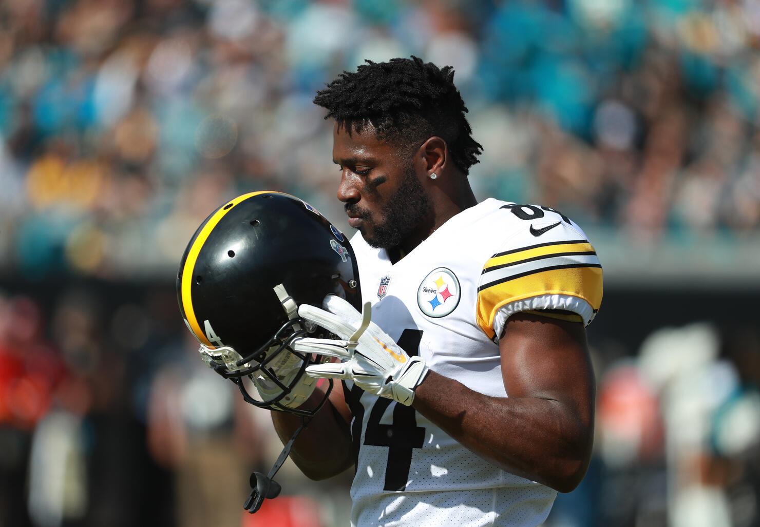 Aditi Kinkhabwala on Antonio Brown: He Did Not Feel AppreciatedLoved.