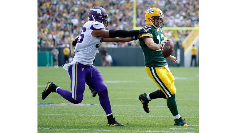 Minnesota Vikings v Green Bay Packers