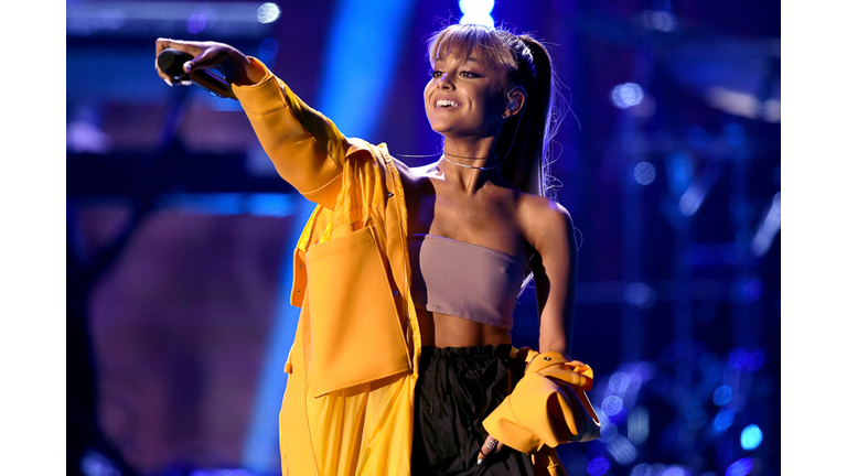 2016 iHeartRadio Music Festival - Night 2 - Show