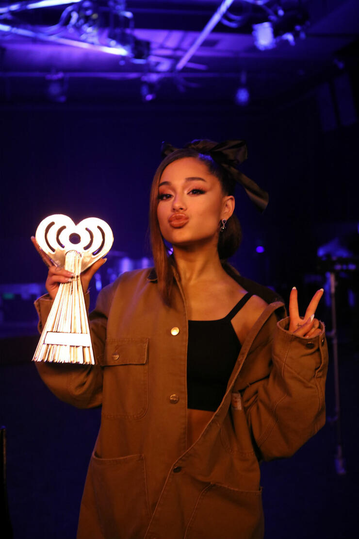 Ariana Grande Live Debuts Needy At 2019 Iheartradio Music