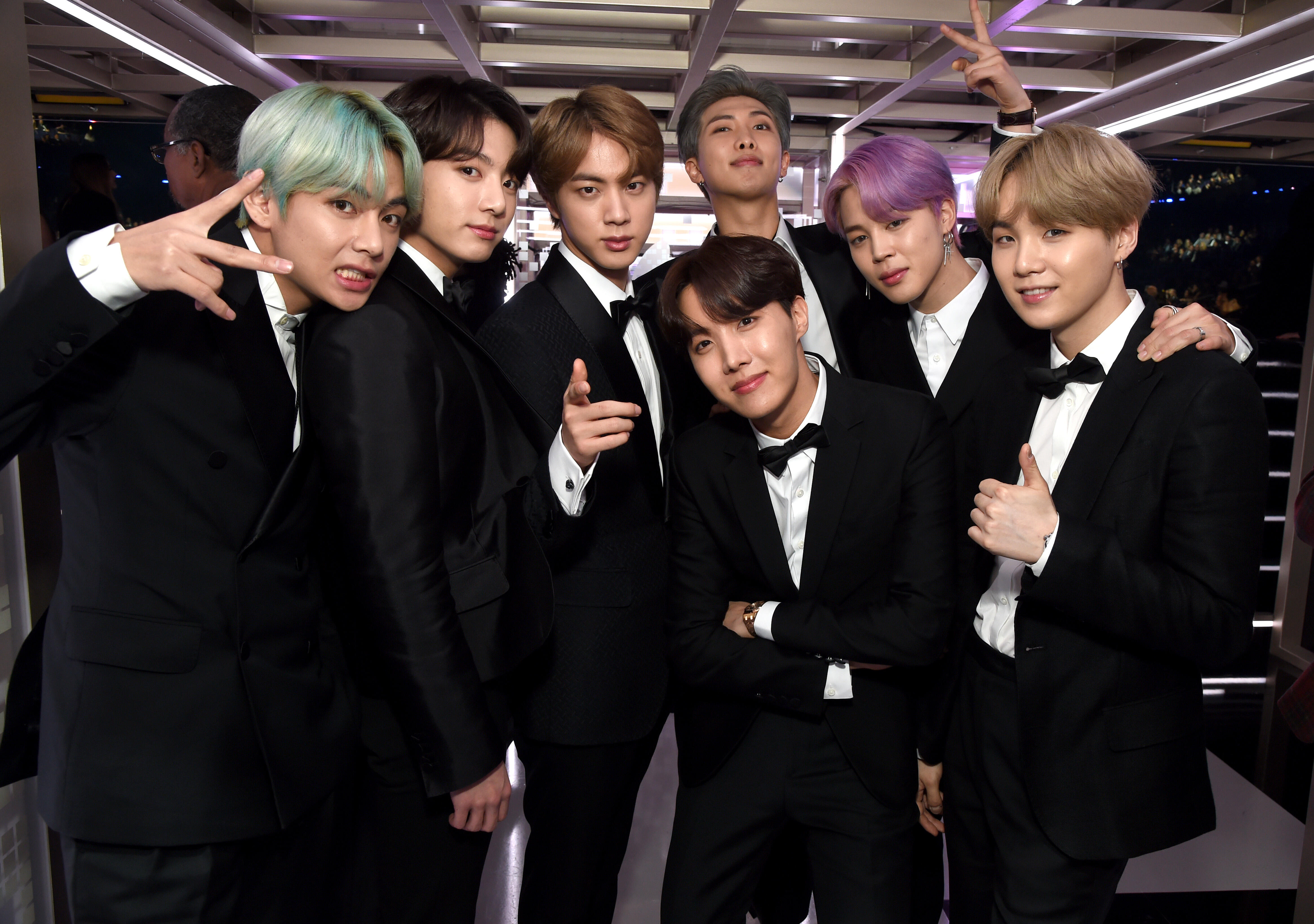 BTS Wins Best Fan Army And The Fan Reactions Are Totally Insane | iHeart