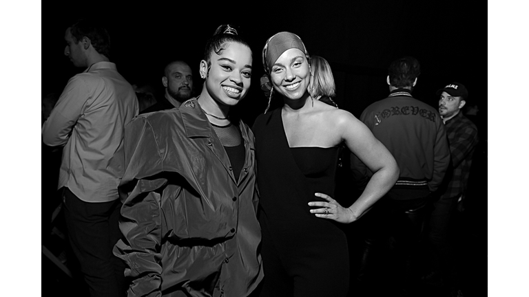 2019 iHeartRadio Music Awards  Alternative View