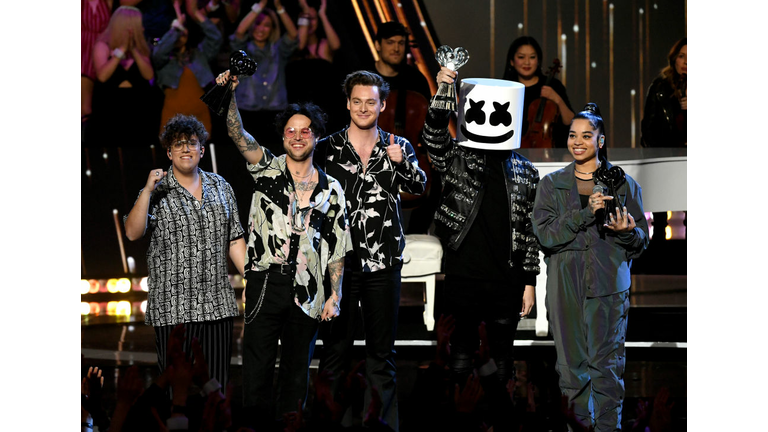 2019 iHeartRadio Music Awards – Show