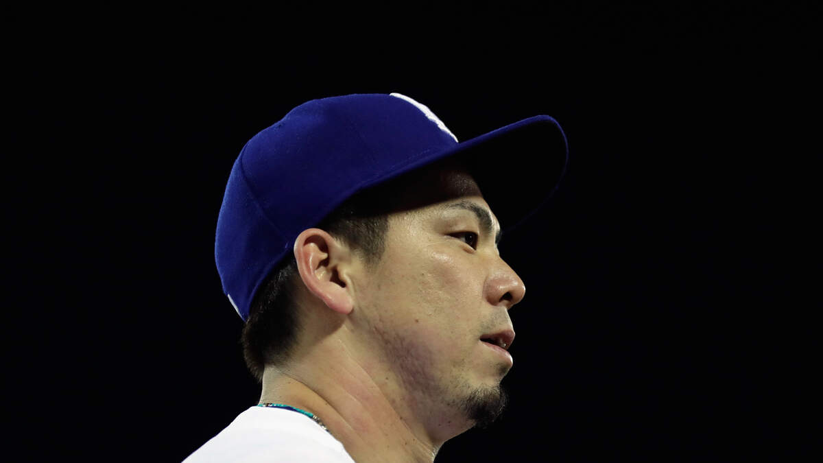 Kenta Maeda (Smile) Big Head - Celebrity Cutouts