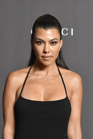 Kourtney Kardashian Called Out For Photoshop Fail - Thumbnail Image