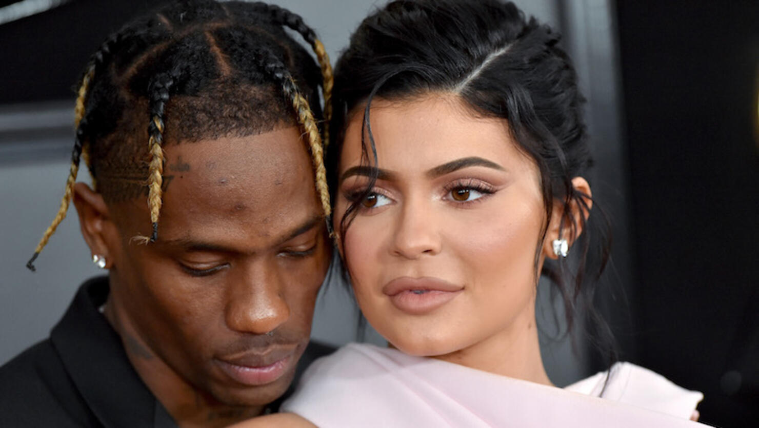 Kylie Jenner 'Finds It Hard to Trust' Travis Scott on Tour: Source