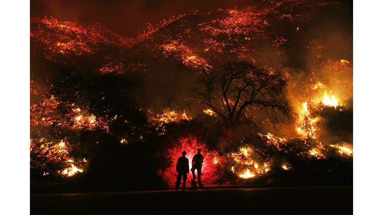 Southern California Wildfires Forces Thousands to Evacuate