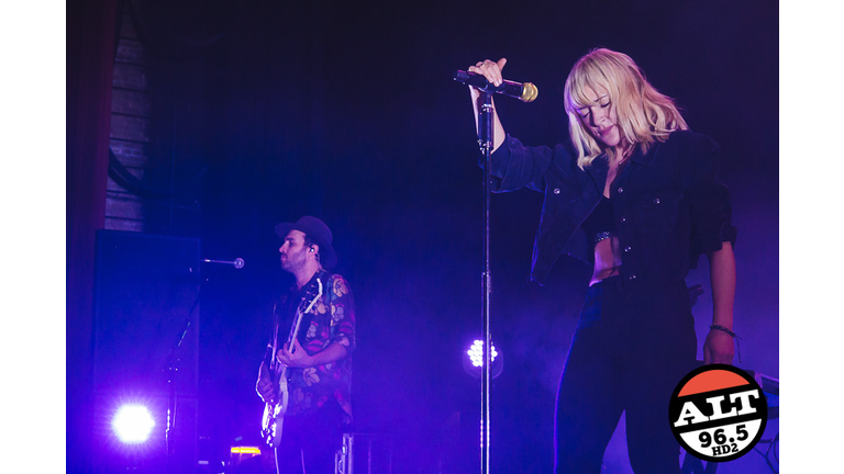 Metric at Moore Theater