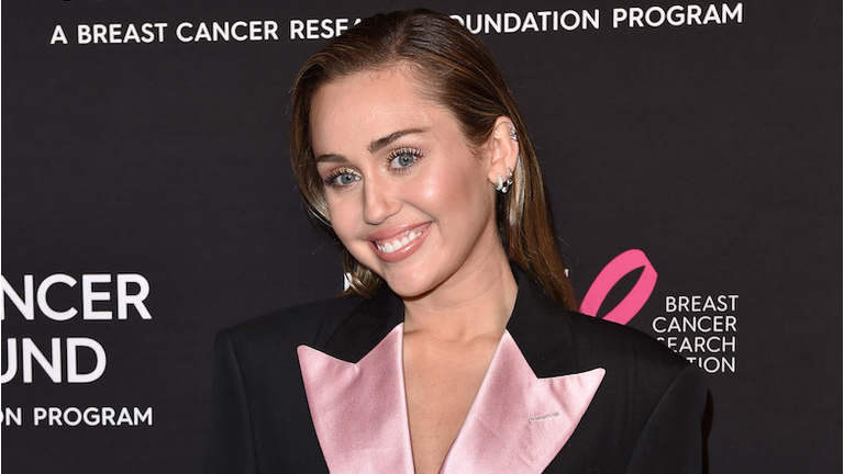 The Women's Cancer Research Fund's An Unforgettable Evening Benefit Gala - Arrivals