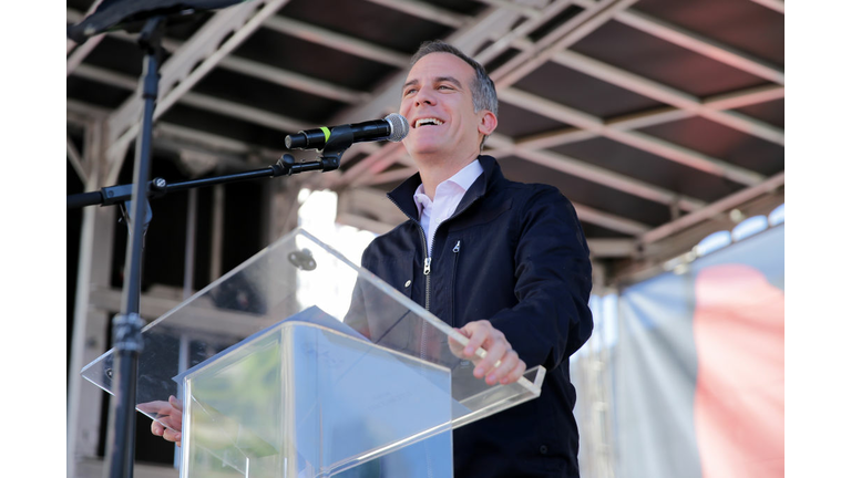 1 Year In, Garcetti Says Bridge Housing Program Making Strides on Homelessness