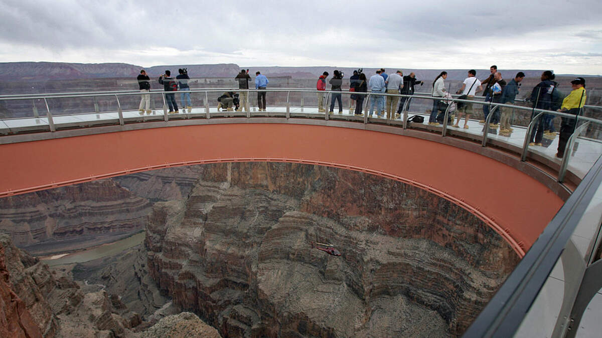 Небесная тропа 2024. Grand Canyon Skywalk. Прозрачный пол каньон. Небесная тропа. Skywalk Tequila.