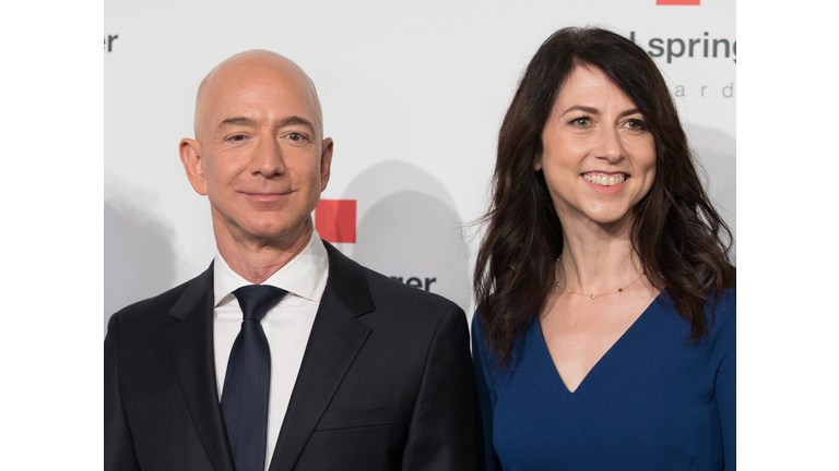 Jeff Bezos, in divorce settlement, retains 75 percent of the Amazon stock he held with his now ex-wife MacKenzie