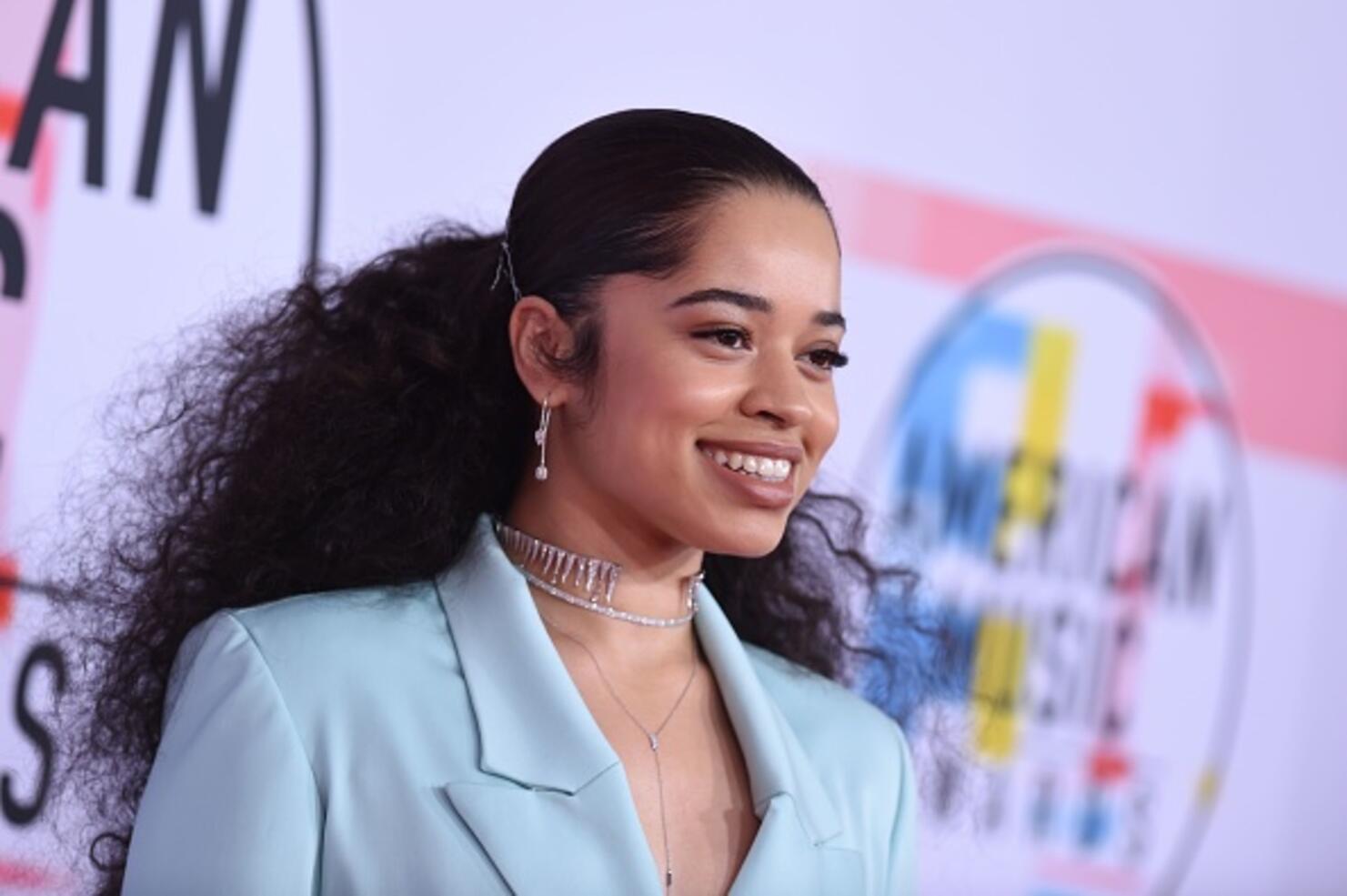 US-ENTERTAINMENT-AMERICAN MUSIC AWARDS-ARRIVALS/ Getty Images