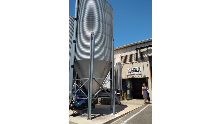 Kahola Brewing in Maui