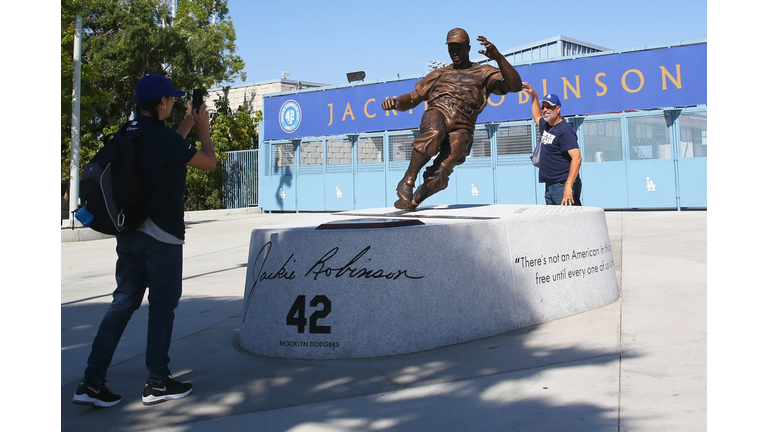 Dodgers, MLB to Hold Jackie Robinson Day