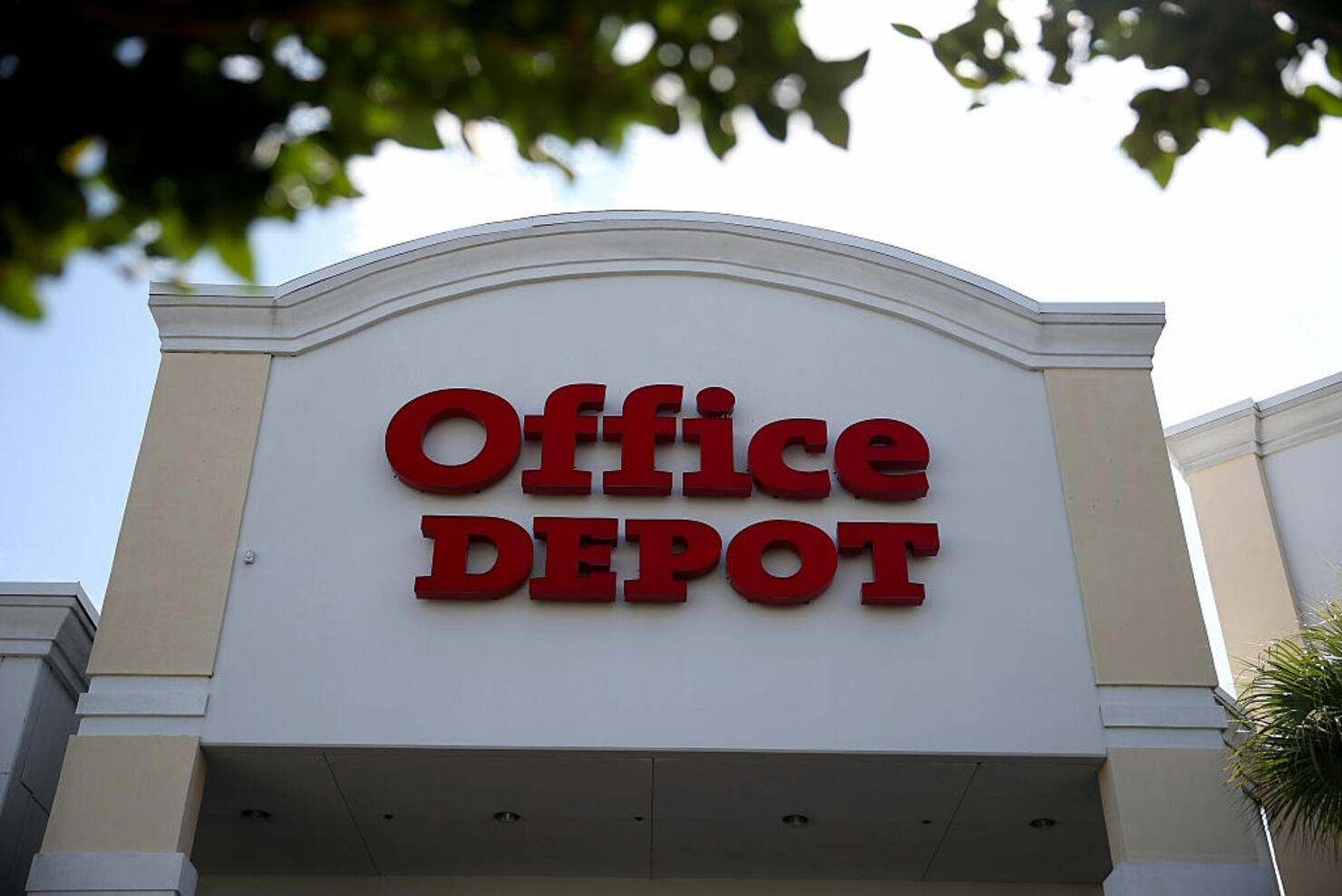 Staples And Office Depot Reportedly In Merger Talks