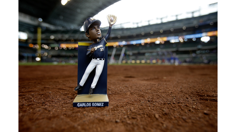 Chicago Cubs v Milwaukee Brewers