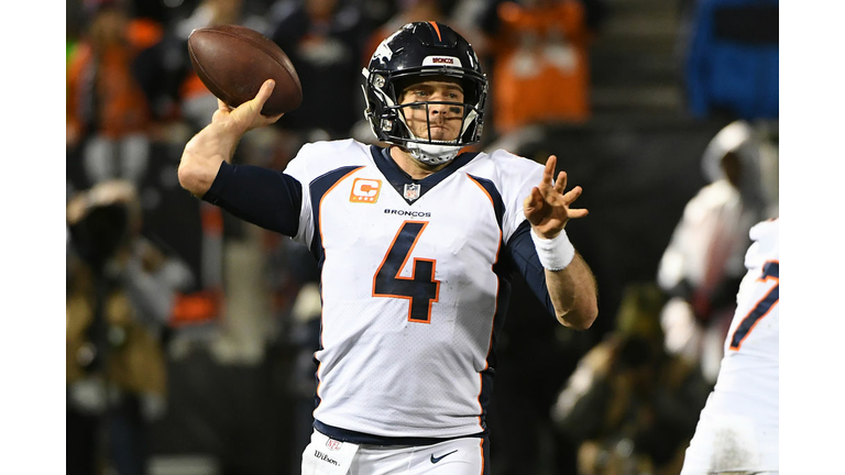 Denver Broncos v Oakland Raiders