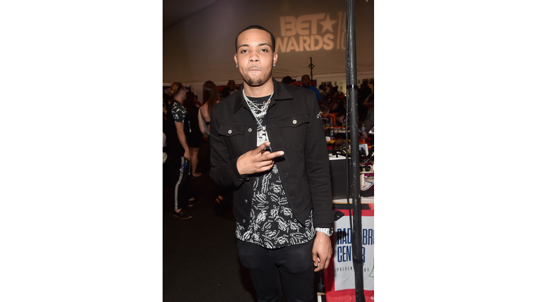 G Herbo has been under surveillance. For the past four years, G Herbo and his crew used “stolen identifications to charge more than a million dollars’ worth of exotic services.” With those stolen credit cards, 25-year-old G Herbo bought private jets, a vacation at a villa in Jamaica, private yacht charters, limousine rides, exotic car rentals and two designer puppies.