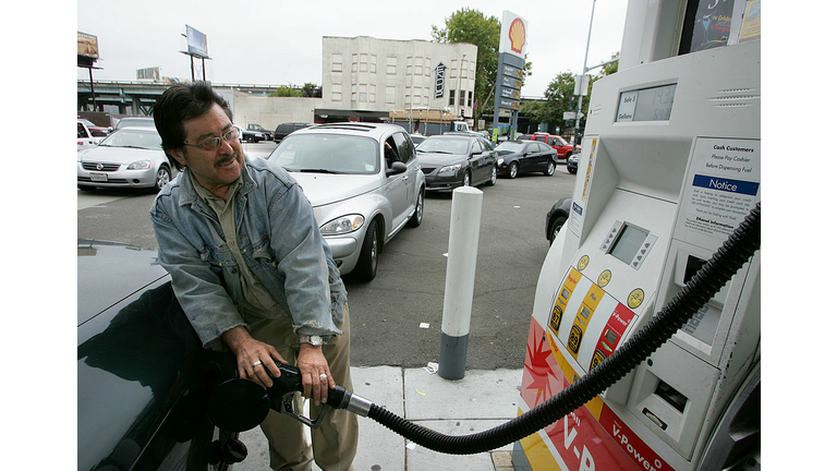 Gas Station Owner Drops Gas Price in Protest Of Oil Company