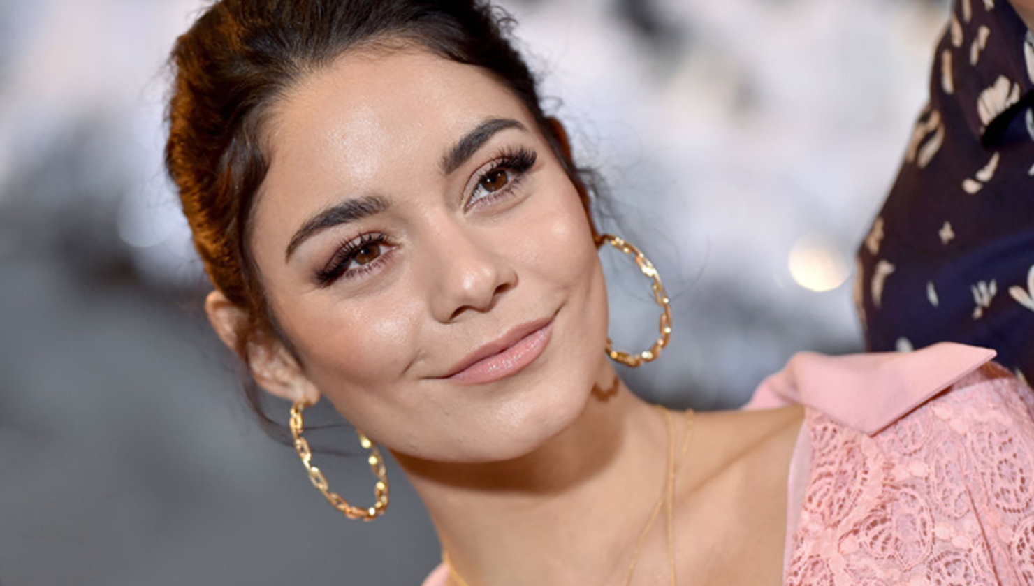 Vanessa Hudgens Gets Dragged Over Her Instagram Post Iheart 1987