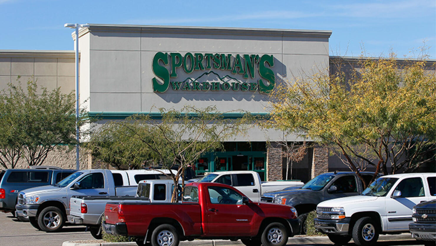 Sportsman's Warehouse 