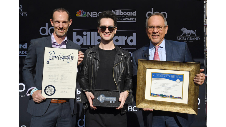 2019 Billboard Music Awards Las Vegas Proclamation With Brendon Urie