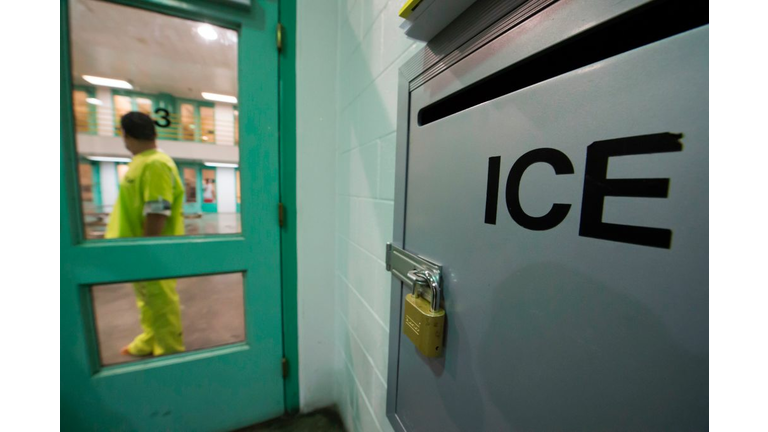 US-IMMIGRATION-DENTION-CENTER-ICE