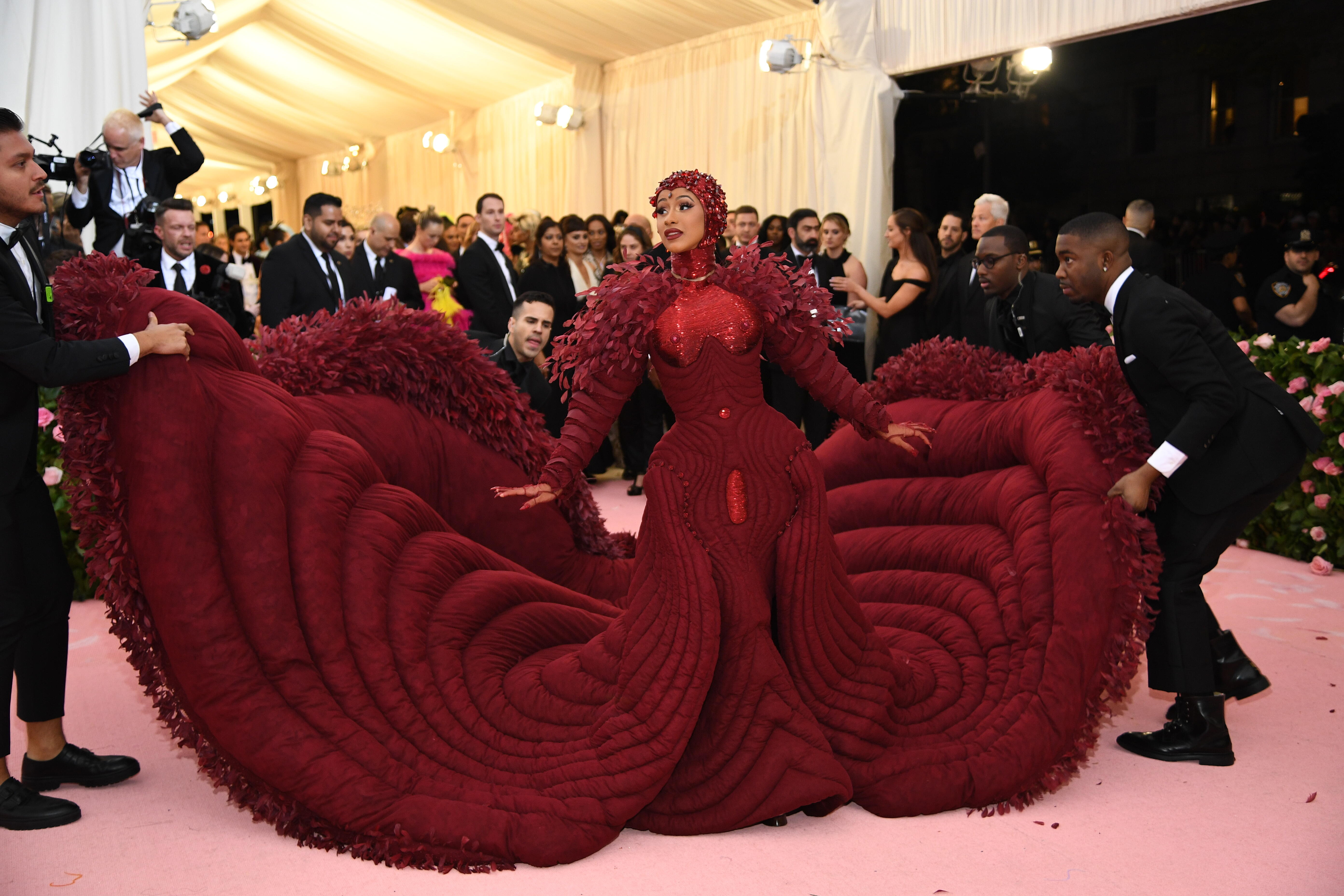 Cardi B’s 2019 Met Gala Gown Required 5 Handlers: See the Epic Photos