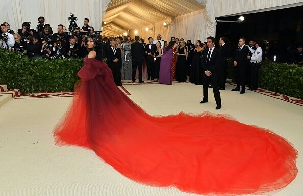 TOPSHOT-US-ENTERTAINMENT-FASHION-METGALA / Getty Images