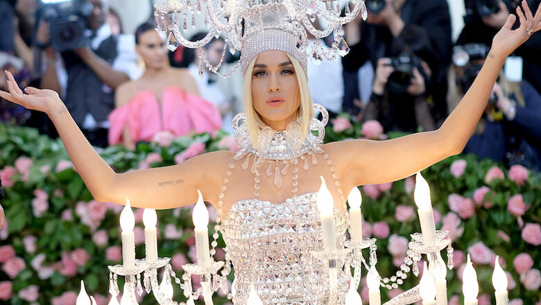 Yes, Katy Perry Was An Actual Chandelier At The 2019 Met Gala | iHeart
