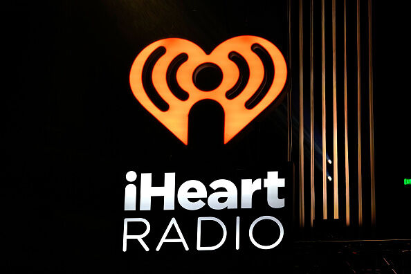 iHeartRadio On Stage Logo