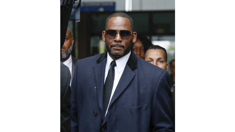 R. Kelly (Getty)