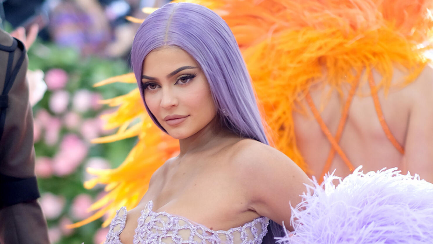 Kylie Jenner shares eye-popping snap of herself in Gucci bra after  unveiling platinum blonde 'do