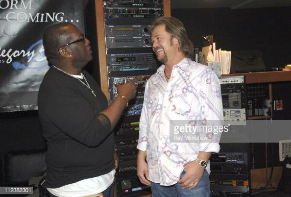 Randy Jackson and Travis Tritt