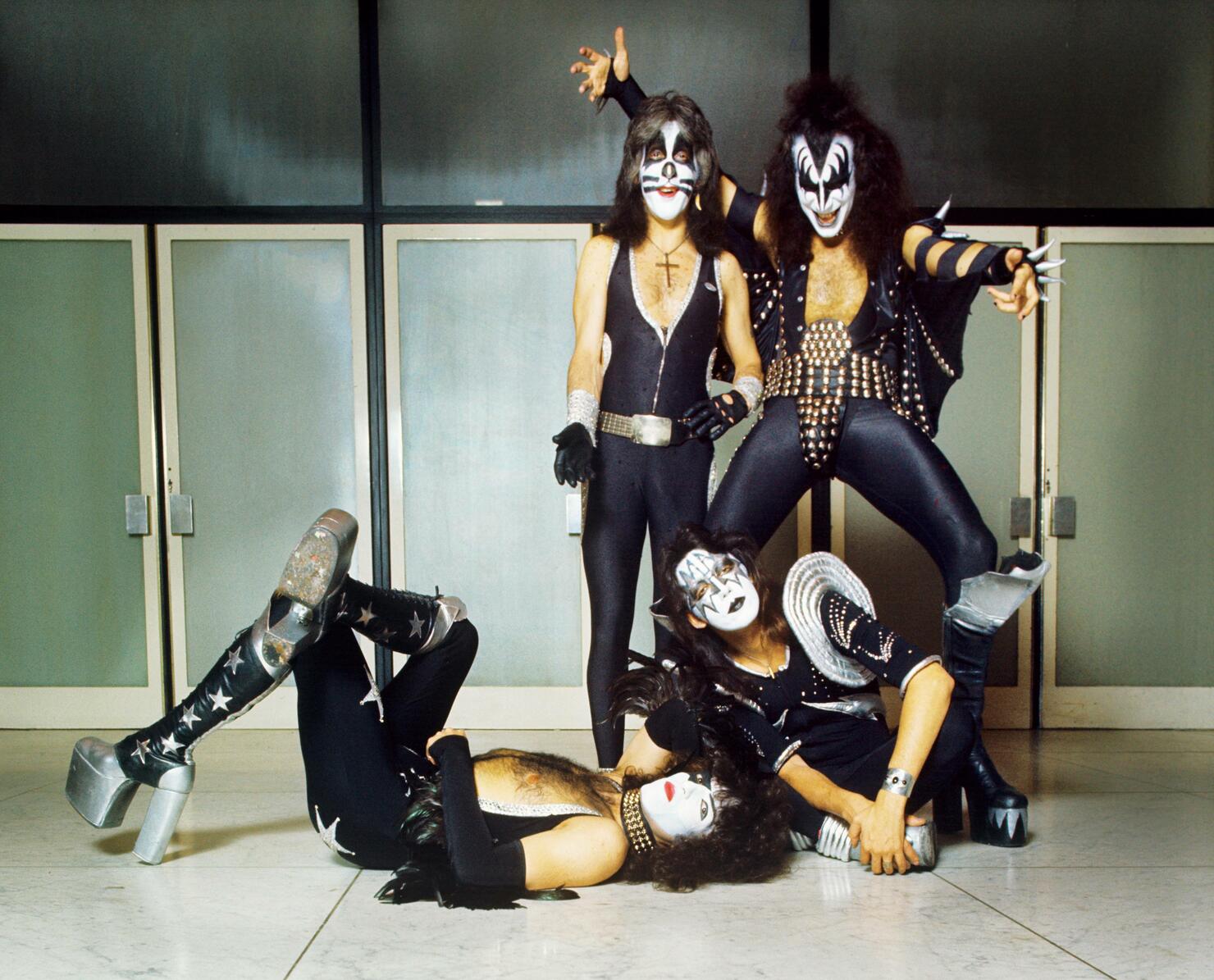 Kiss