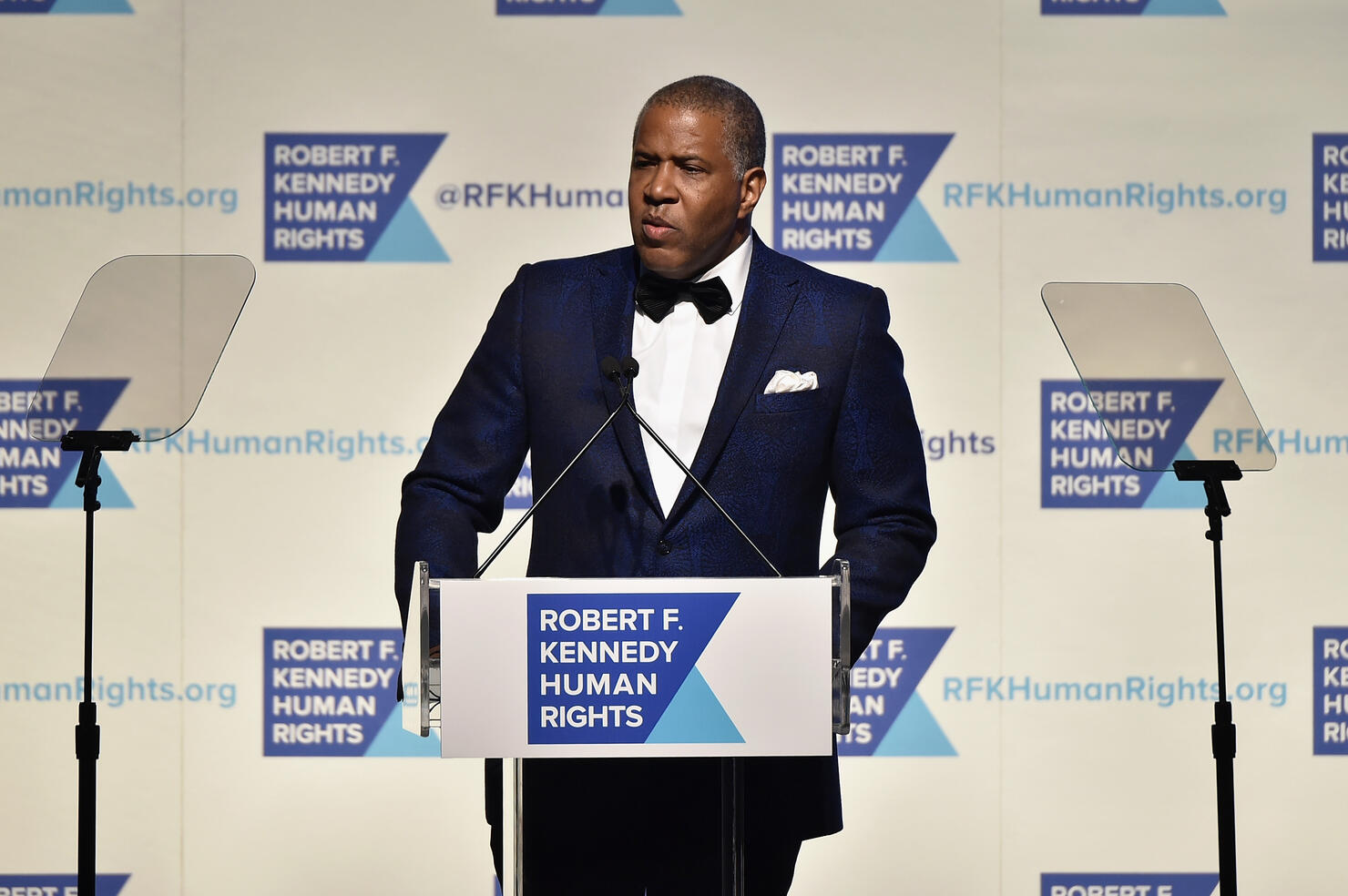 Robert F. Kennedy Human Rights Hosts The 2015 Ripple Of Hope Awards Honoring Congressman John Lewis, Apple CEO Tim Cook, Evercore Co-founder Roger Altman, And UNESCO Ambassador Marianna Vardinoyannis - Inside