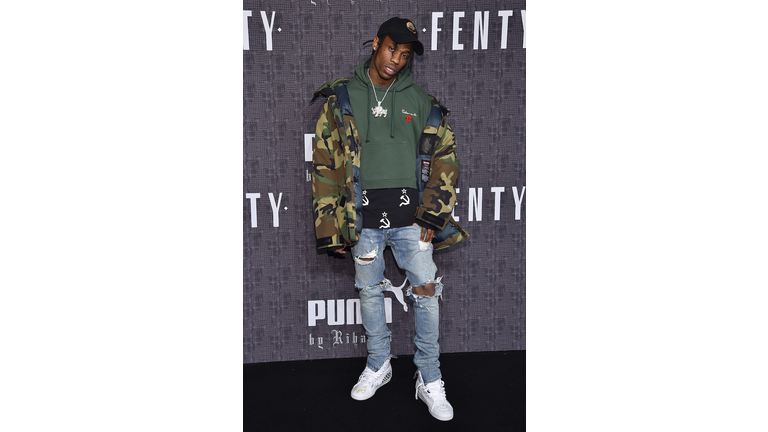 FENTY PUMA by Rihanna AW16 Collection - Arrivals - Fall 2016 New York Fashion Week