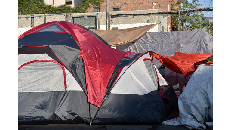 Homeless tent