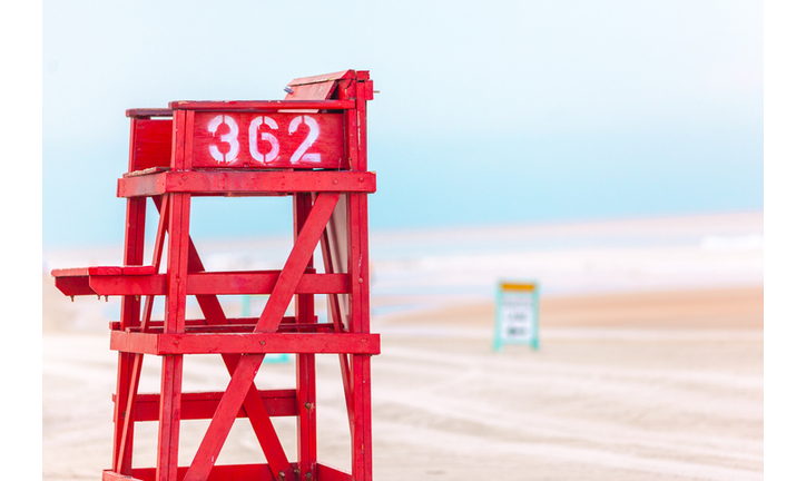USA, Florida, Daytona Beach. Lifeguard tower on beach