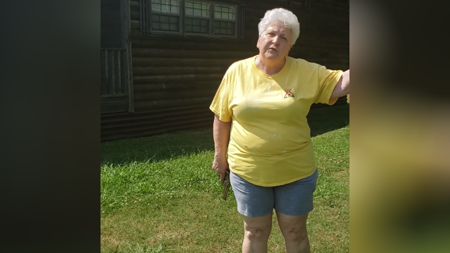 White manager fired after she brandishes a gun at black couple in Mississippi