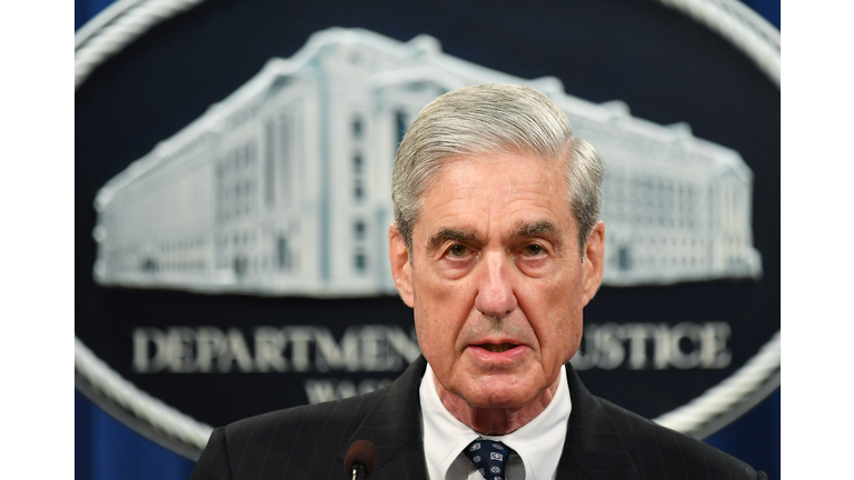 TOPSHOT-US-politics-investigation-Mueller