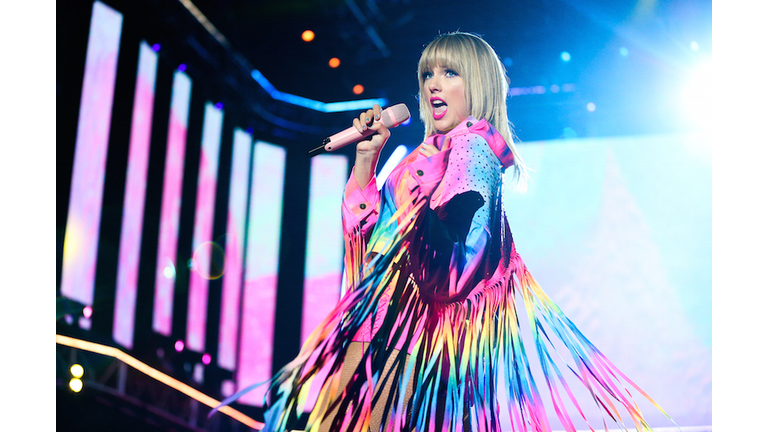 Taylor Swift Finally Reveals Details About Her New Album 'Lover