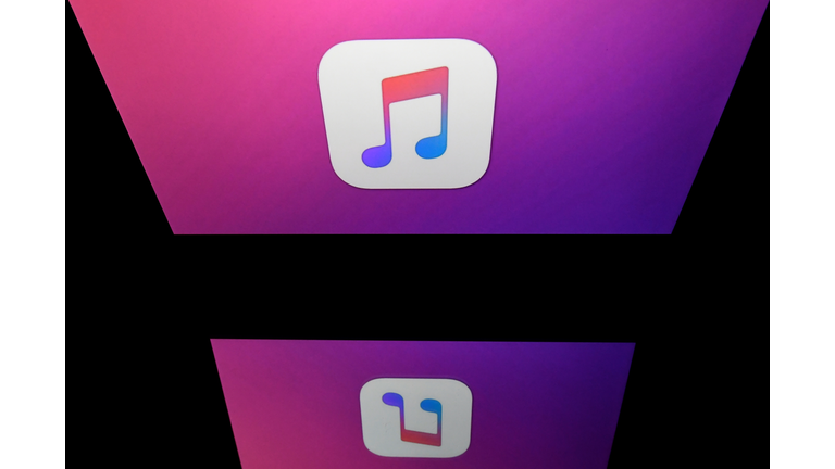 FRANCE-US-MUSIC-ENTERTAINMENT-APPLE-ITUNES-LOGO