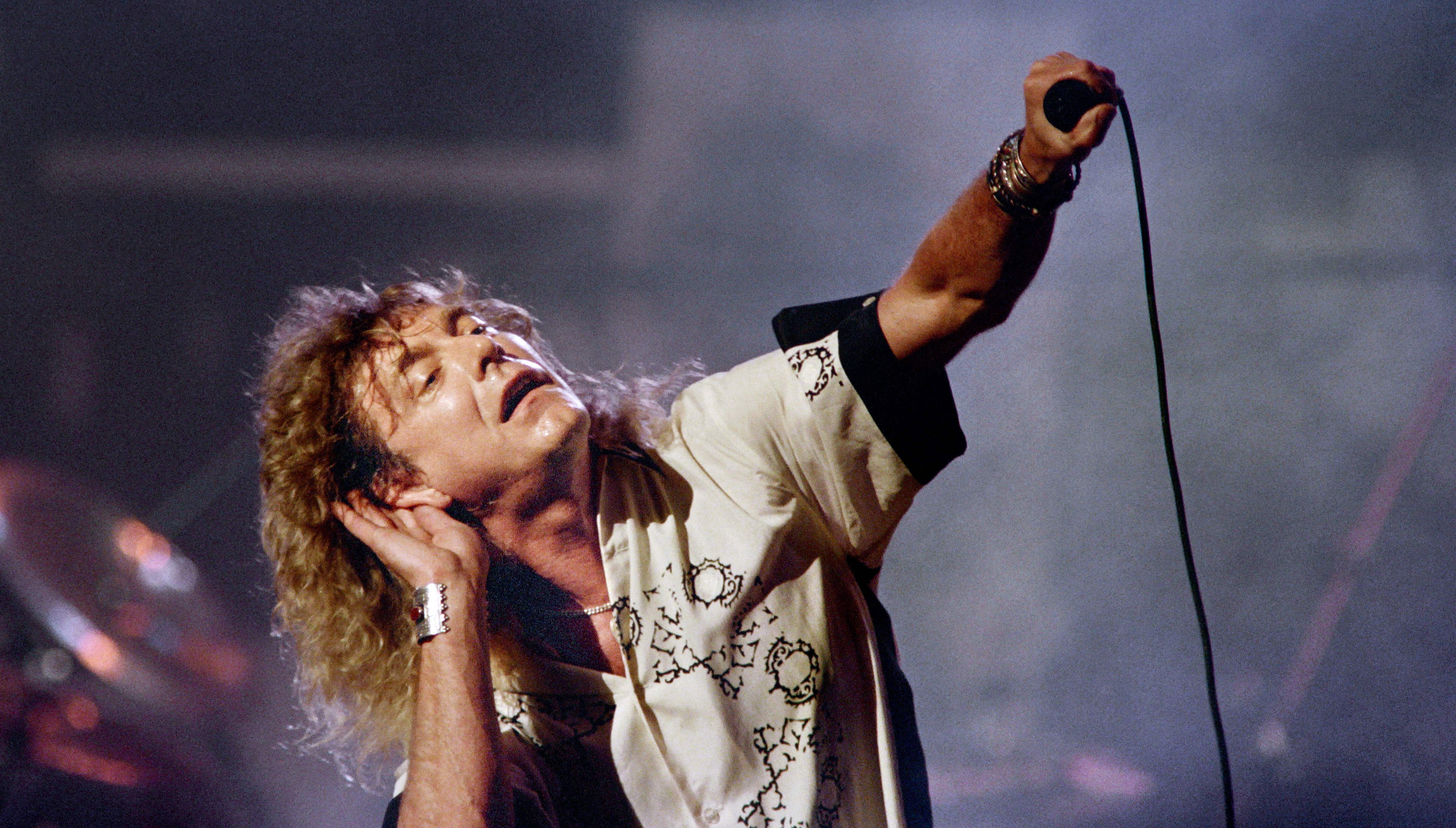 hår subtropisk Rute Robert Plant Never Envisioned Making An Album Without Led Zeppelin | iHeart