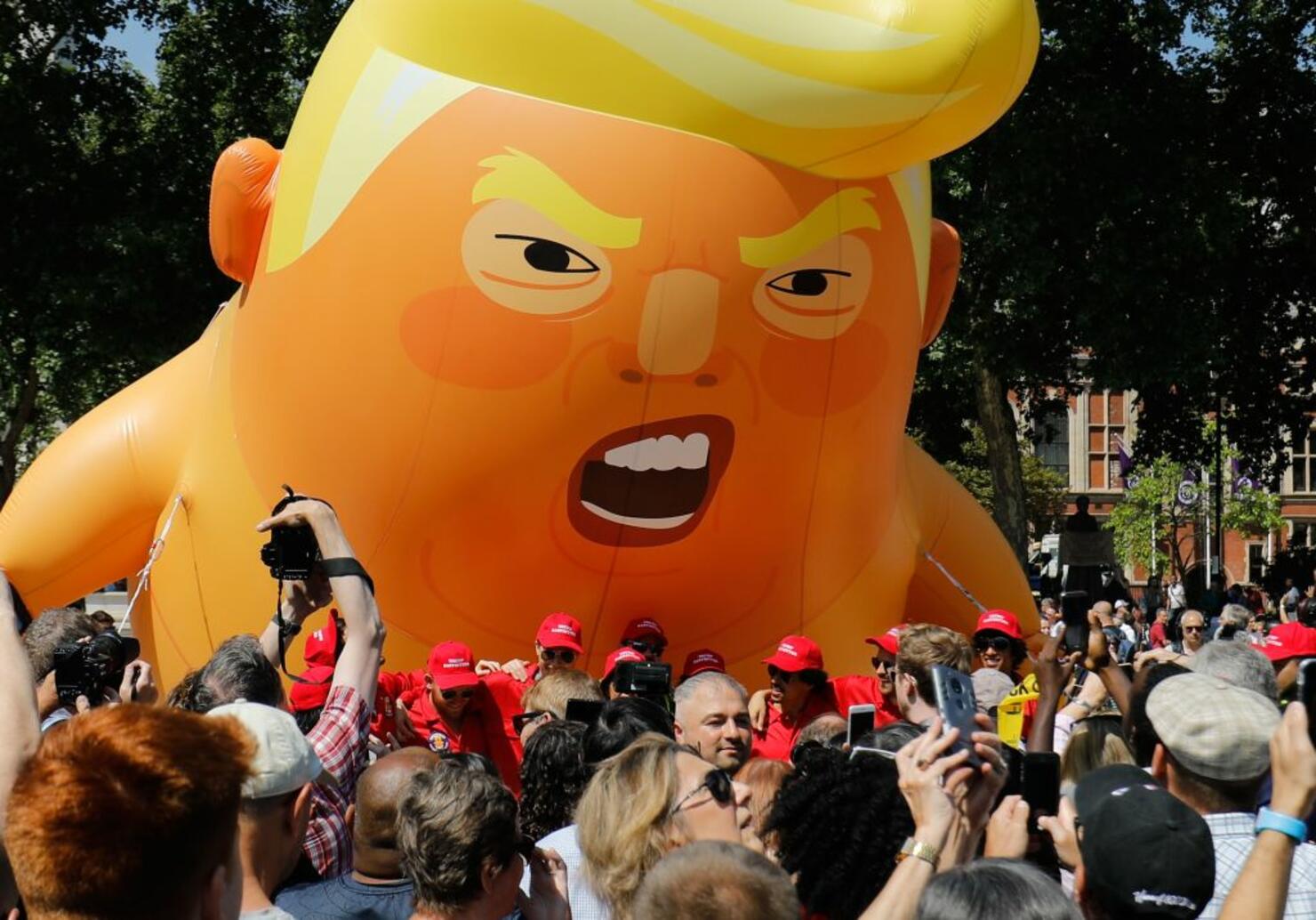 TOPSHOT-BRITAIN-US-DIPLOMACY-TRUMP