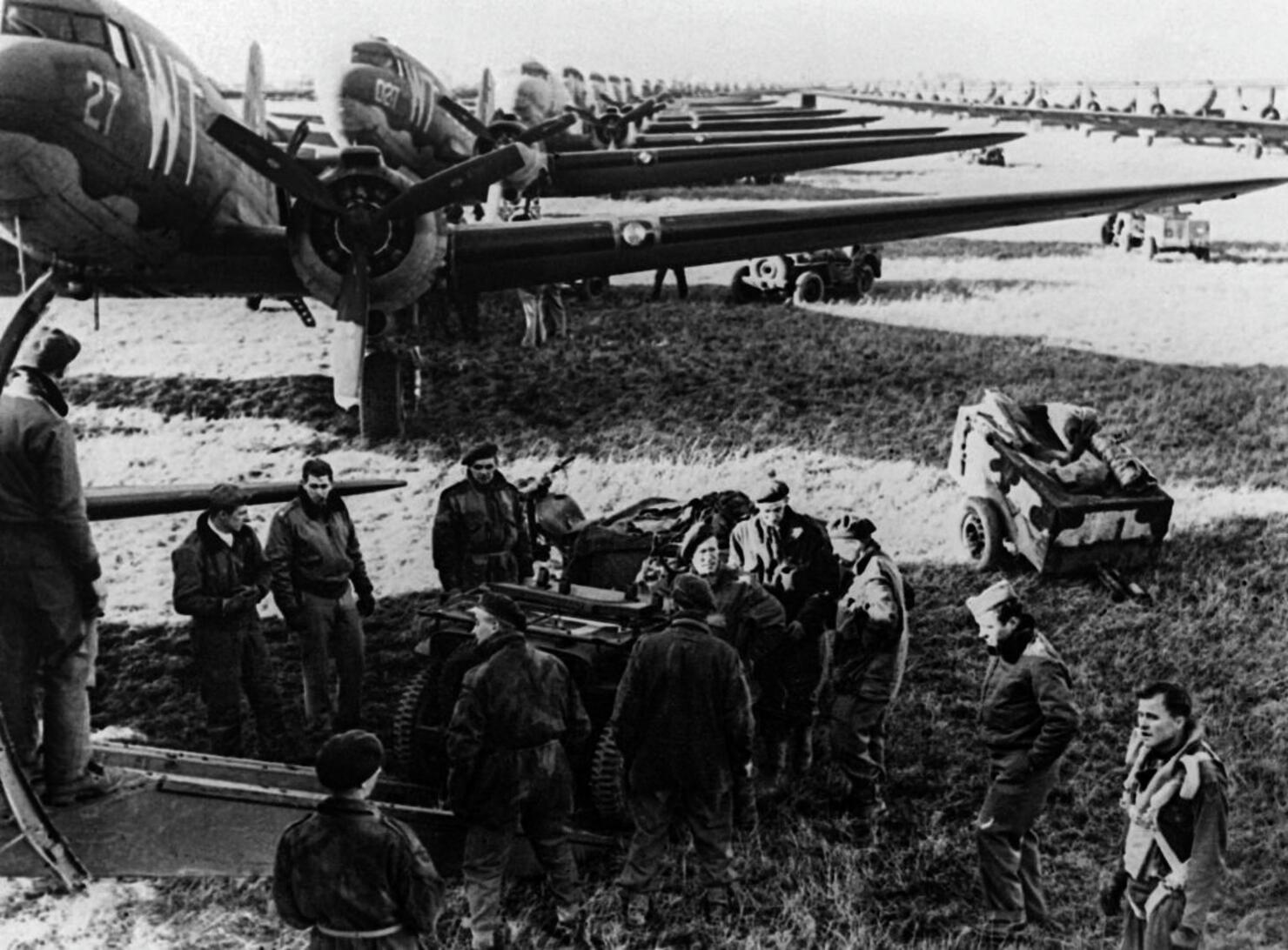 WWII-DDAY-ALLIED AIRCREWS